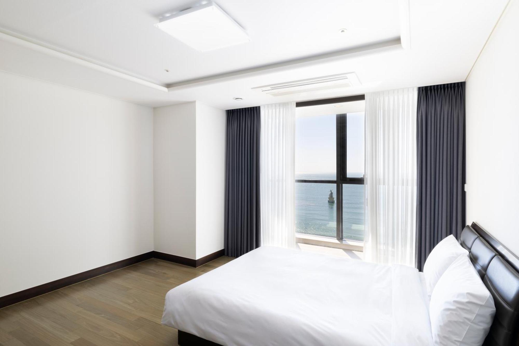 Pale De Cz Condo Busan Exteriör bild