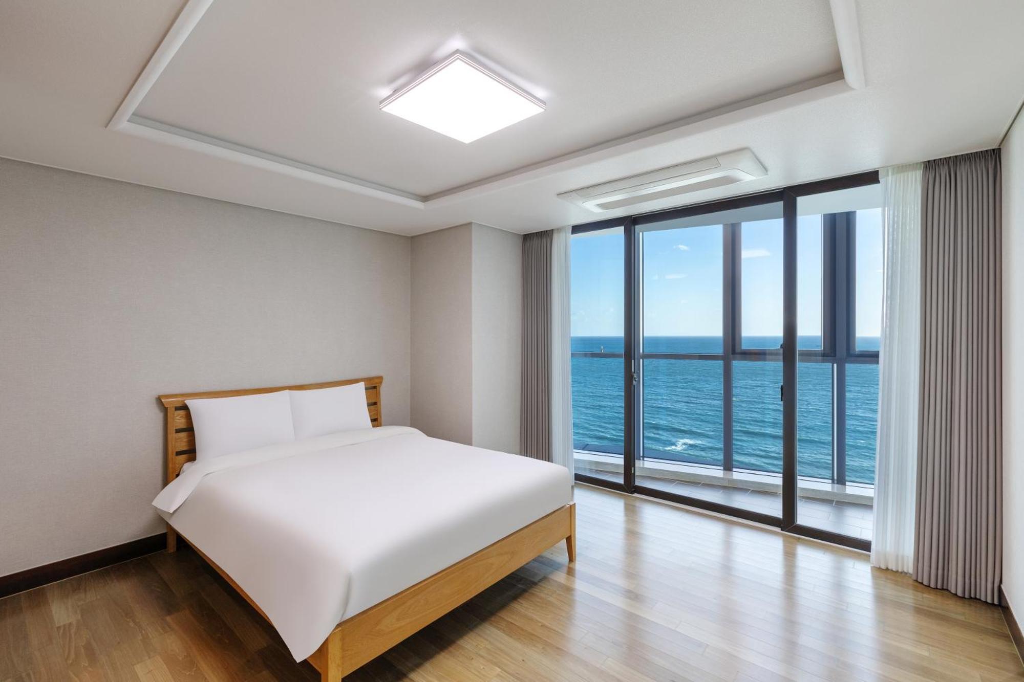 Pale De Cz Condo Busan Exteriör bild