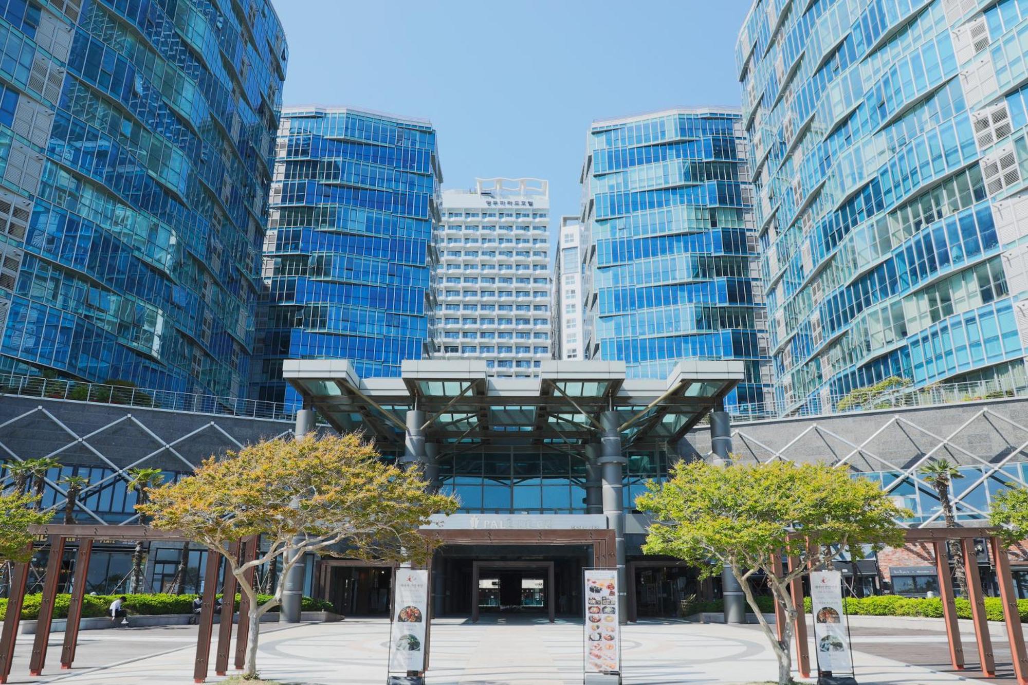 Pale De Cz Condo Busan Exteriör bild